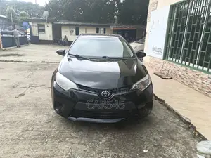Toyota Corolla 2016 Black