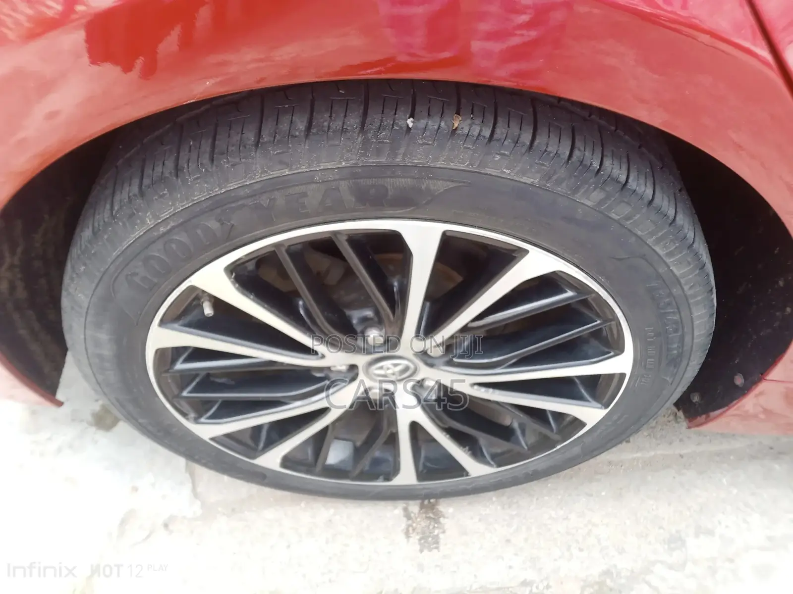 Toyota Camry 2019 Red