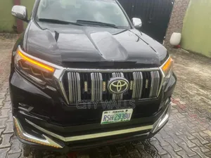 Toyota Land Cruiser Prado 2015 Black