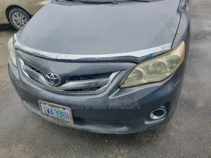 Toyota Corolla 2010 Gray