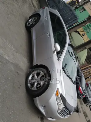 Toyota Venza 2010 Silver