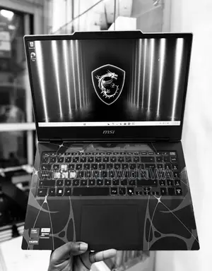 Laptop MSI Cyborg 15 16GB Intel Core i7 SSD 1T