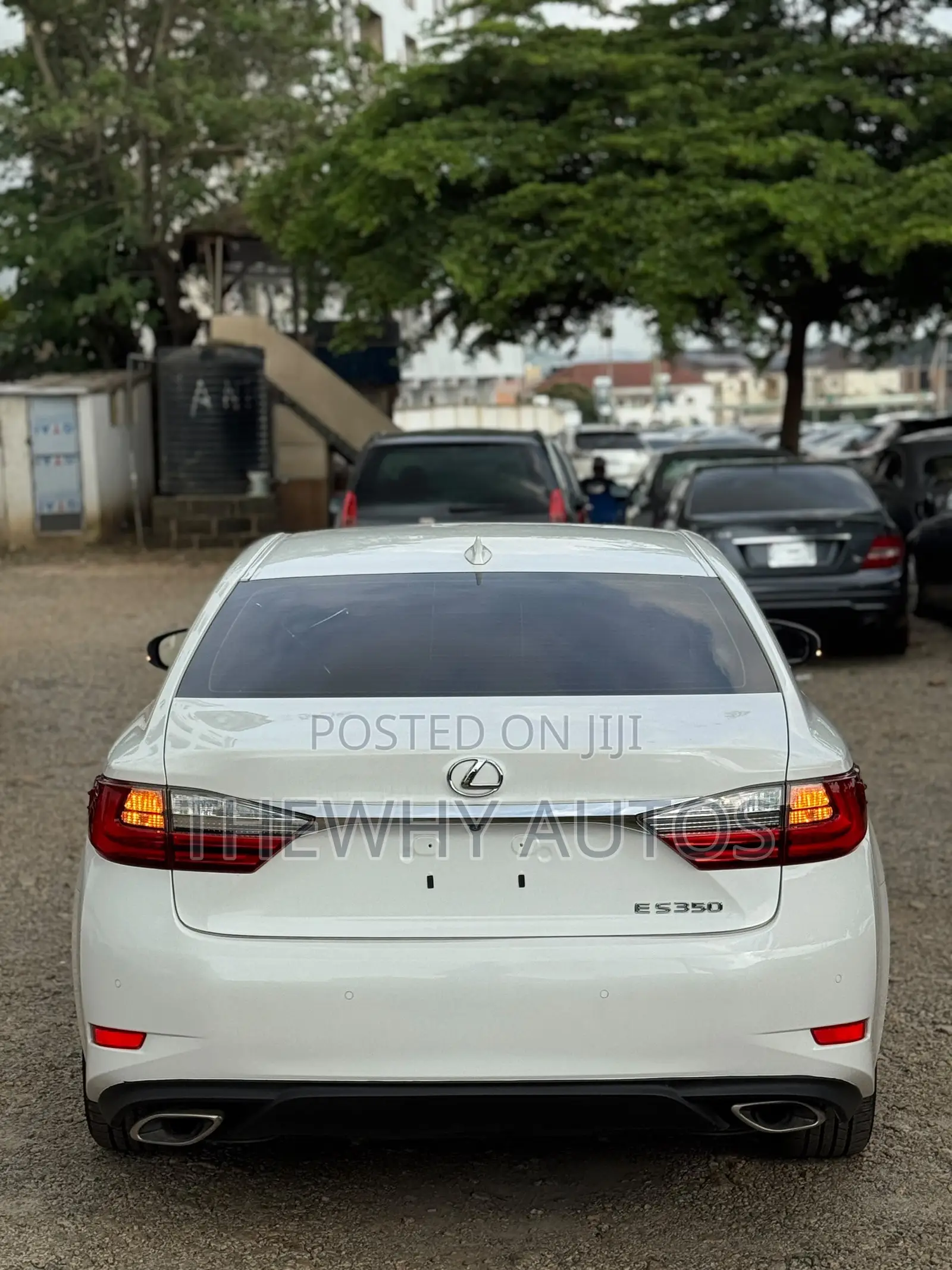 Lexus ES 350 FWD 2016 White