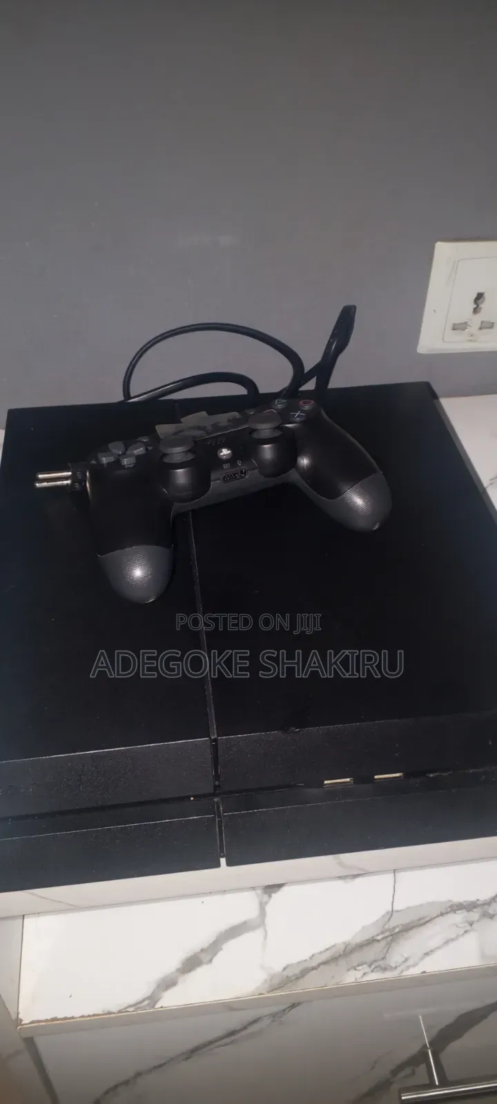 Game Console