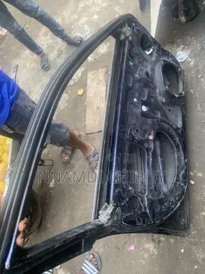 Lexus Es 350 2020 Front Left Door Neat One
