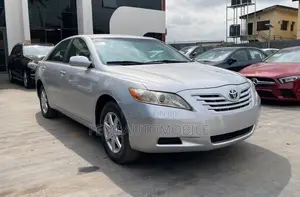 Toyota Camry 2009 Silver