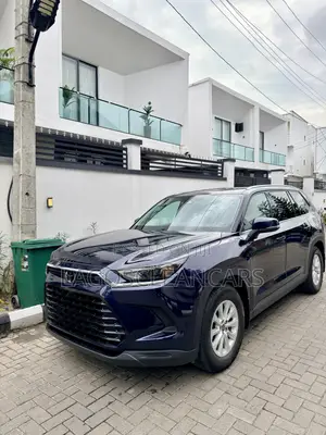 Toyota Grand Highlander Platinum AWD 2024 Blue