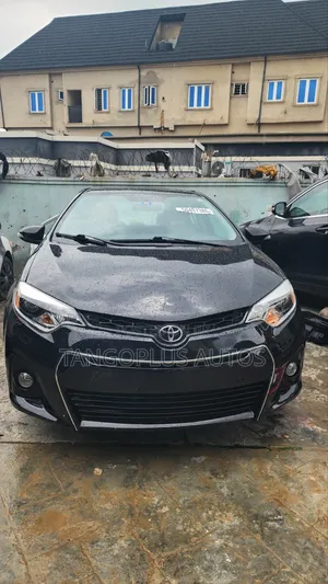 Toyota Corolla 2016 Black