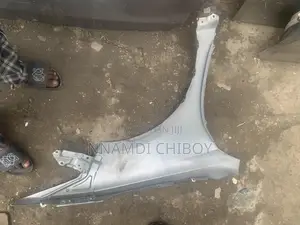 Lexus Es 350 Fender 2020 Left
