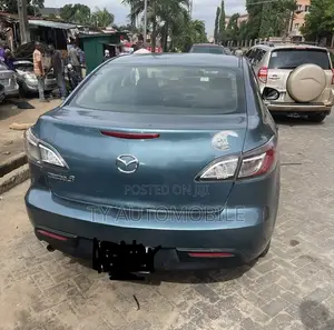 Mazda 3 2011 Teal