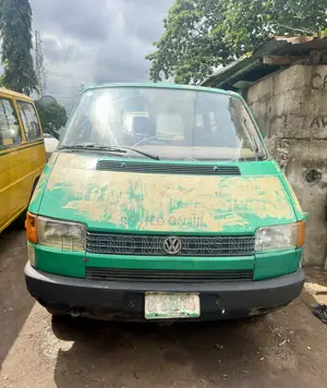 Volkswagen Transporter 2003 Green