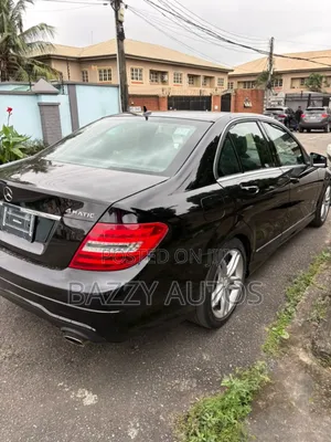 Mercedes-Benz C300 Luxury 4Matic Sedan AWD (3.0L 6cyl 7A) 2012 Black