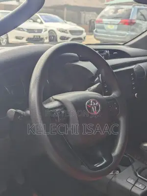 Toyota Hilux 2024 Black