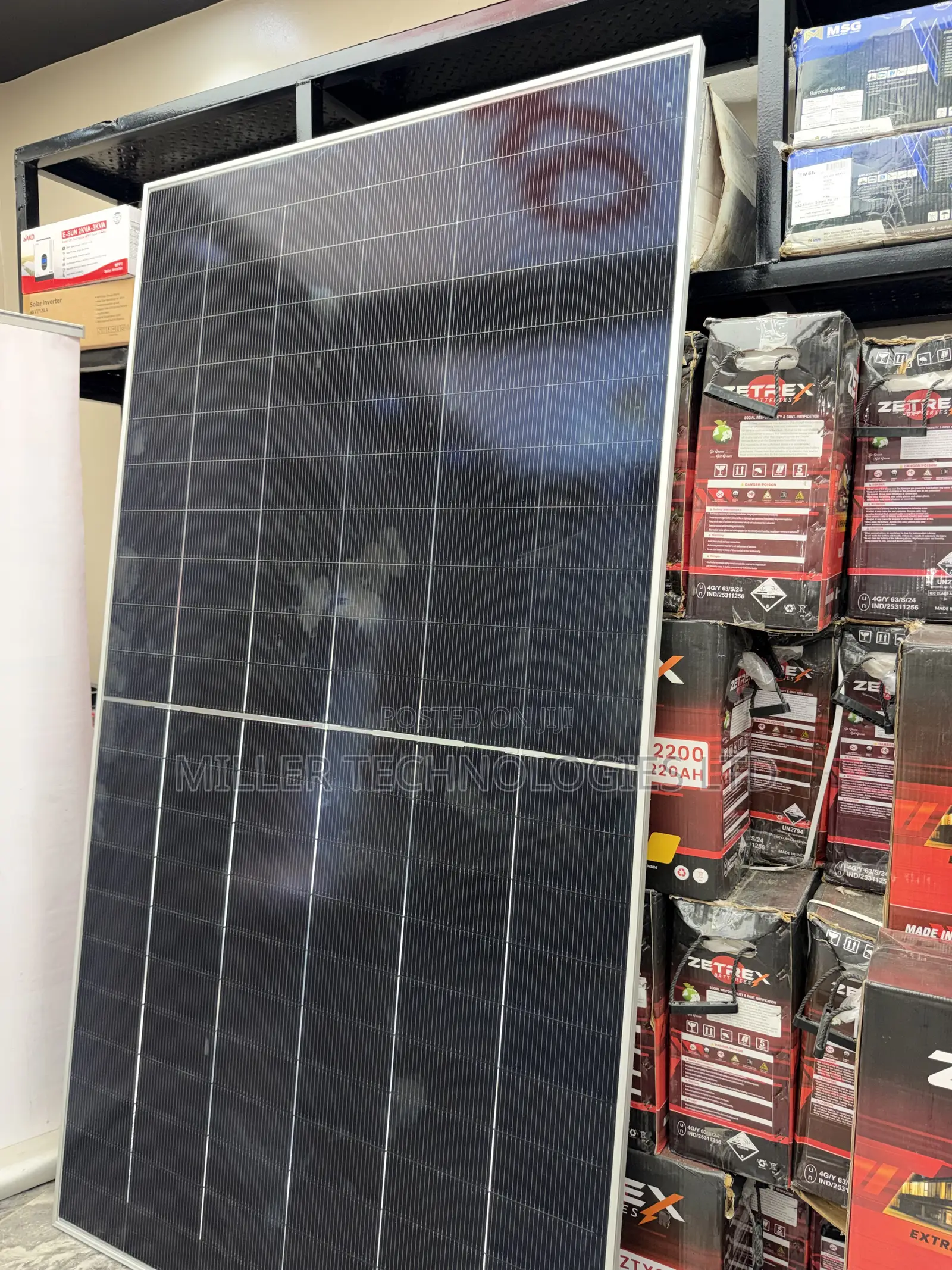 Jinko 720W High Efficiency Solar Panel – ALL GRADE A