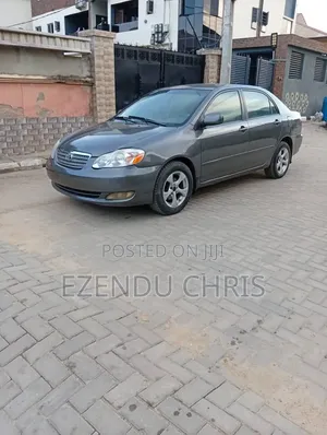Toyota Corolla 2005 Gray