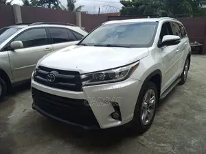 Toyota Highlander Limited 4dr SUV AWD (3.5L 6cyl 6A) 2015 White