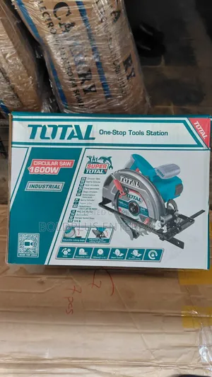 1600 Watts Total Circular Saw Machine