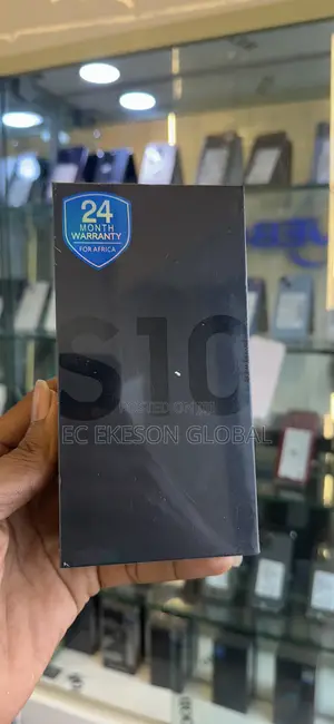 New Samsung Galaxy S10 128 GB Black