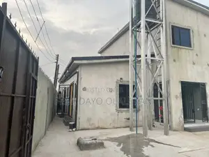 Studio Apartment in Peace Drive, Abuloma for rent
