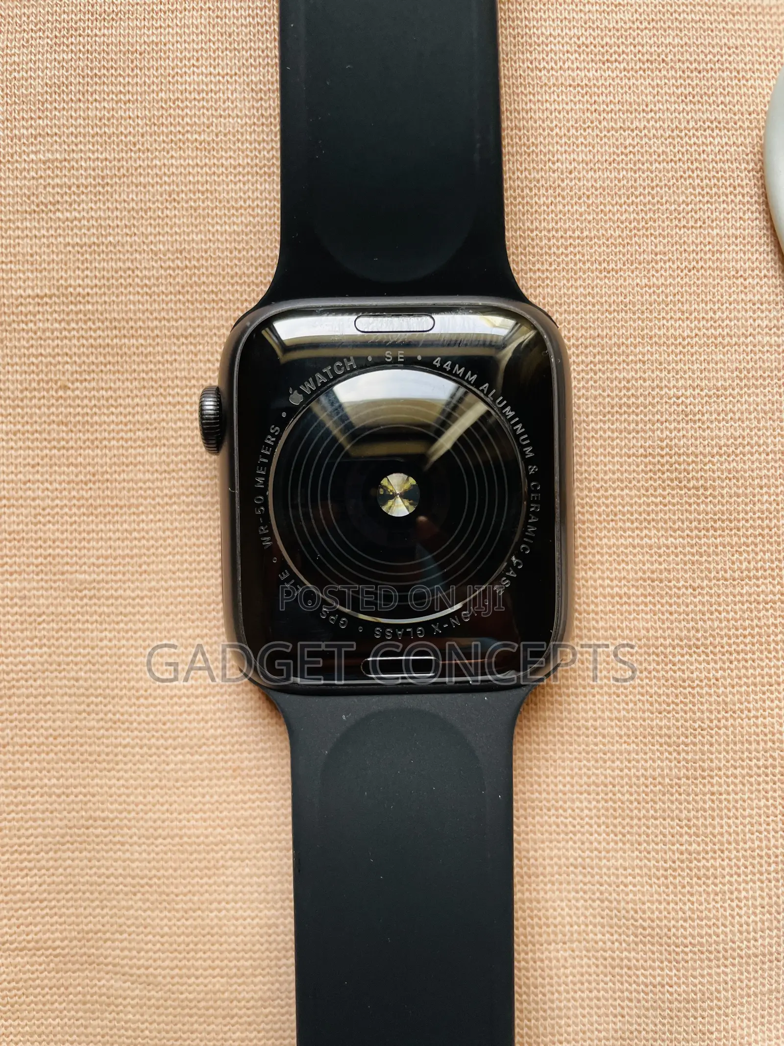 Apple iWatch SE 44mm LTE