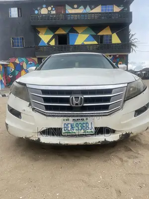 Honda Crosstour 3.5 AWD 2010 White