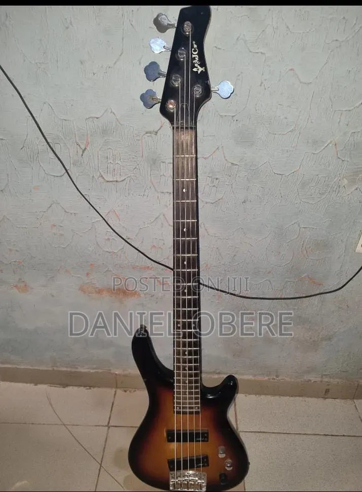 Ajc 5 String Passive Bass Guitar