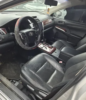 Toyota Camry 2014 Silver