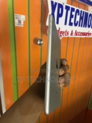 Apple iPad mini 3 64 GB Silver