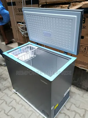 Aeon Chest Freezer 200 Litres