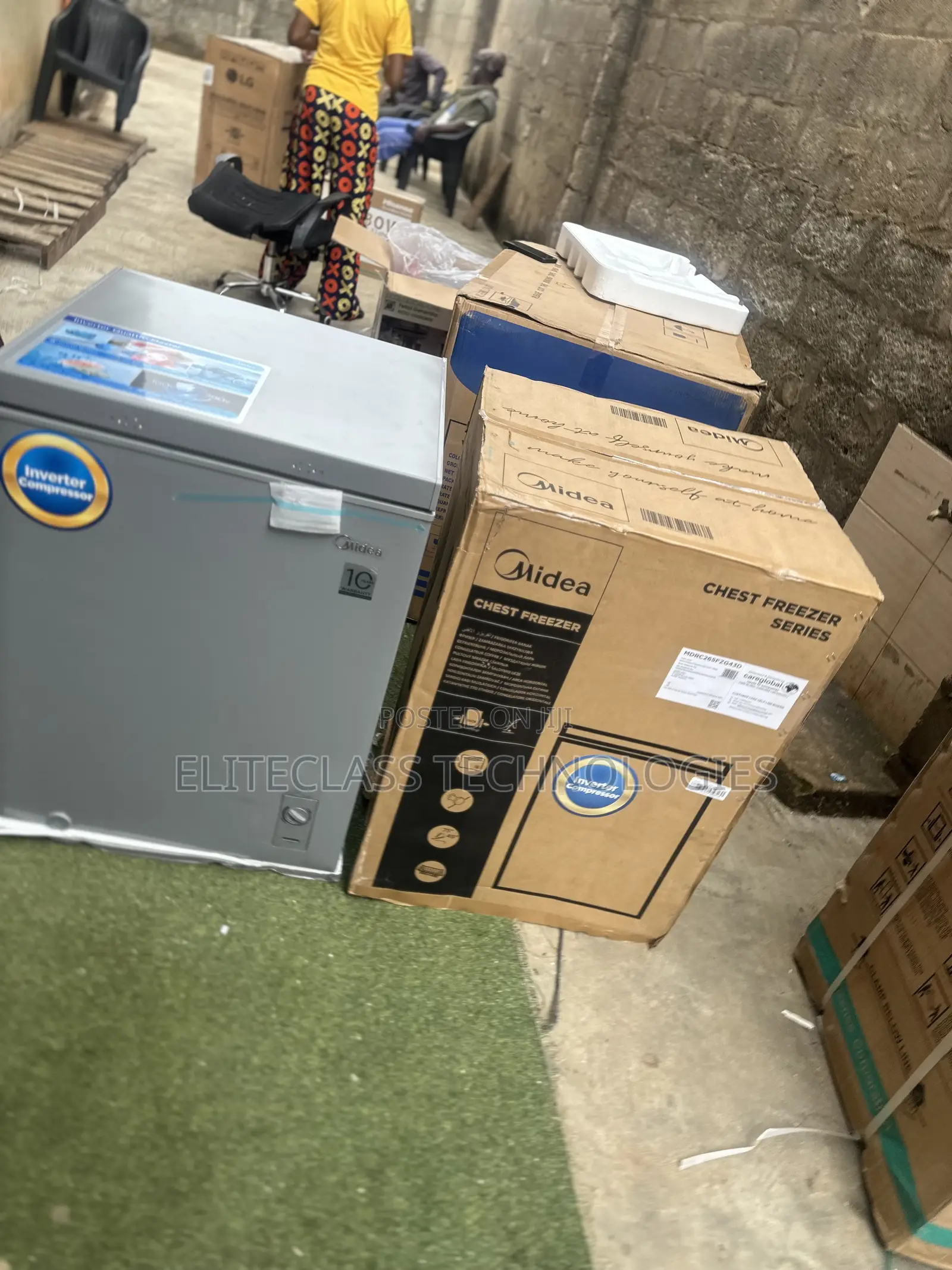 Midea MDRC265FZG43D 142L Chest-Type Freezer