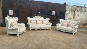 Executive Royal Sofa Chairs by 7Seaters