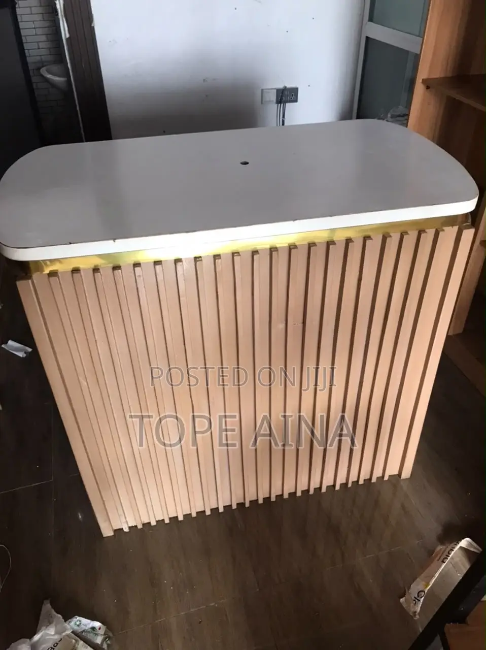 Reception Desk With Drawers