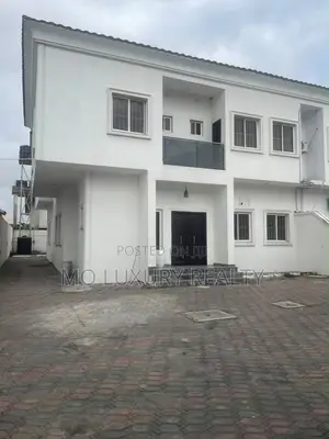 5bdrm Duplex in Lekki Phase 1 for rent