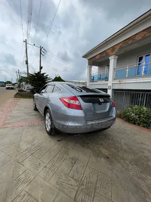 Honda Accord Crosstour 2010 Blue