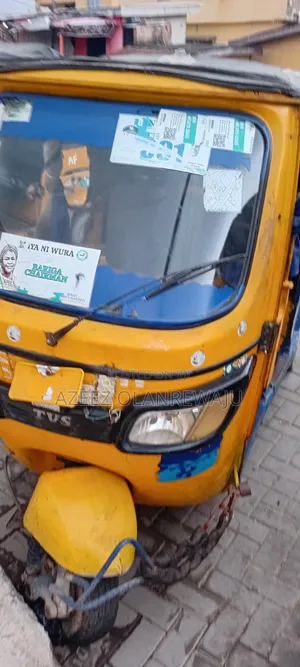 TVS King Deluxe Plus iTouch Start 2020 Yellow