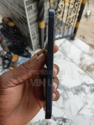 Apple iPhone 12 64 GB Blue