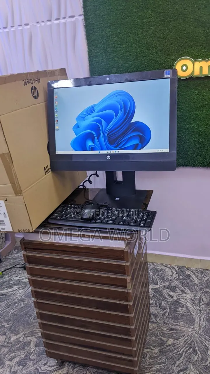 New Desktop Computer HP AiO 22 8GB Intel Core i5 HDD+SSD 512GB