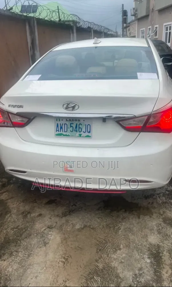 Hyundai Sonata 2012 White