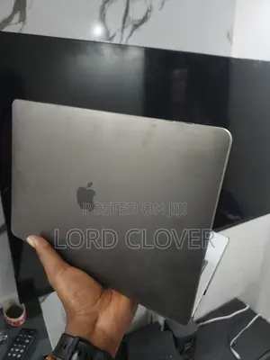 Laptop Apple MacBook Pro 2020 8GB Apple M1 SSD 256GB
