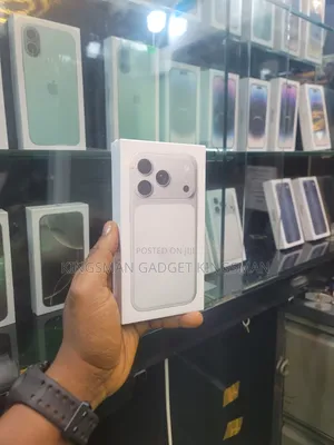 New Apple iPhone 17 Pro Max 256 GB Silver