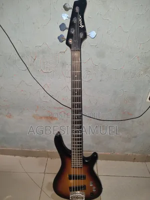 5 Strings Bass Guitar