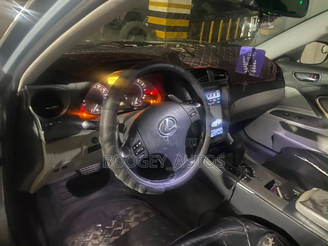 Lexus IS 2007 Gray