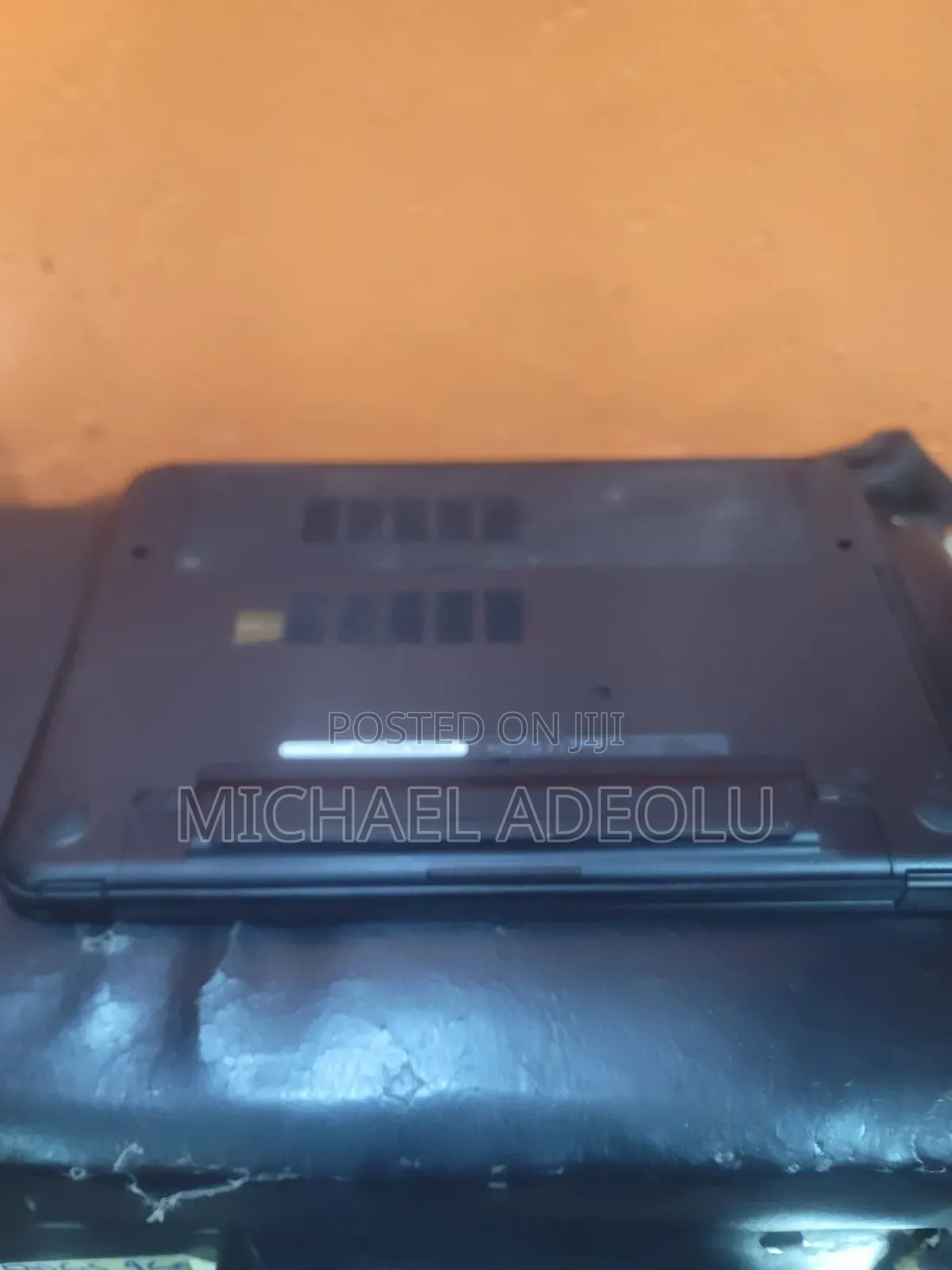 Laptop Dell Inspiron 15 3531 4GB Intel Pentium HDD 250GB