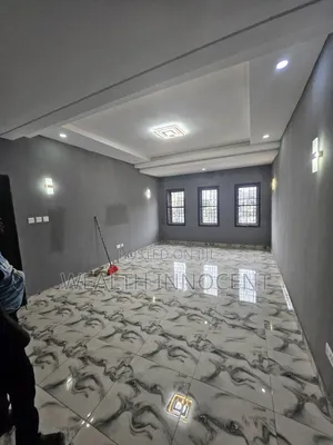 3bdrm Block of Flats in Durumi for rent