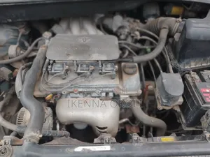 Toyota Sienna 2000 Blue
