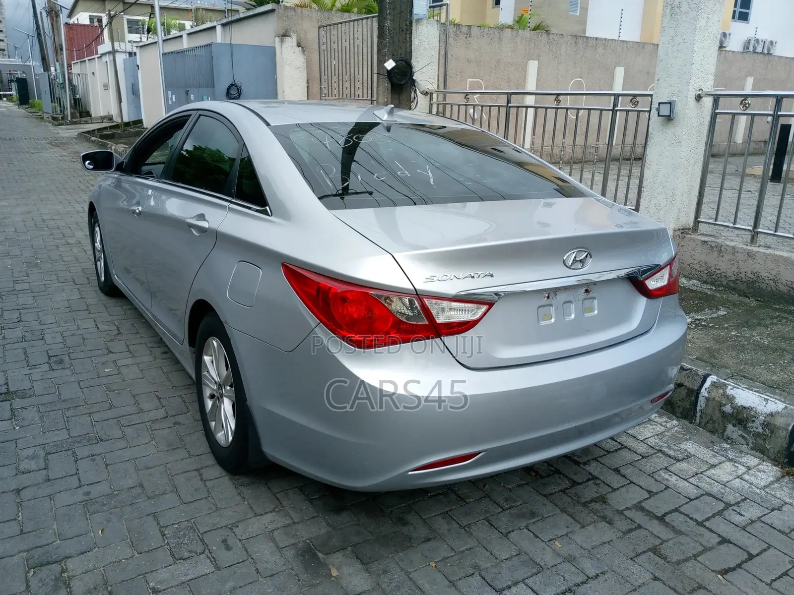 Hyundai Sonata 2012 Silver