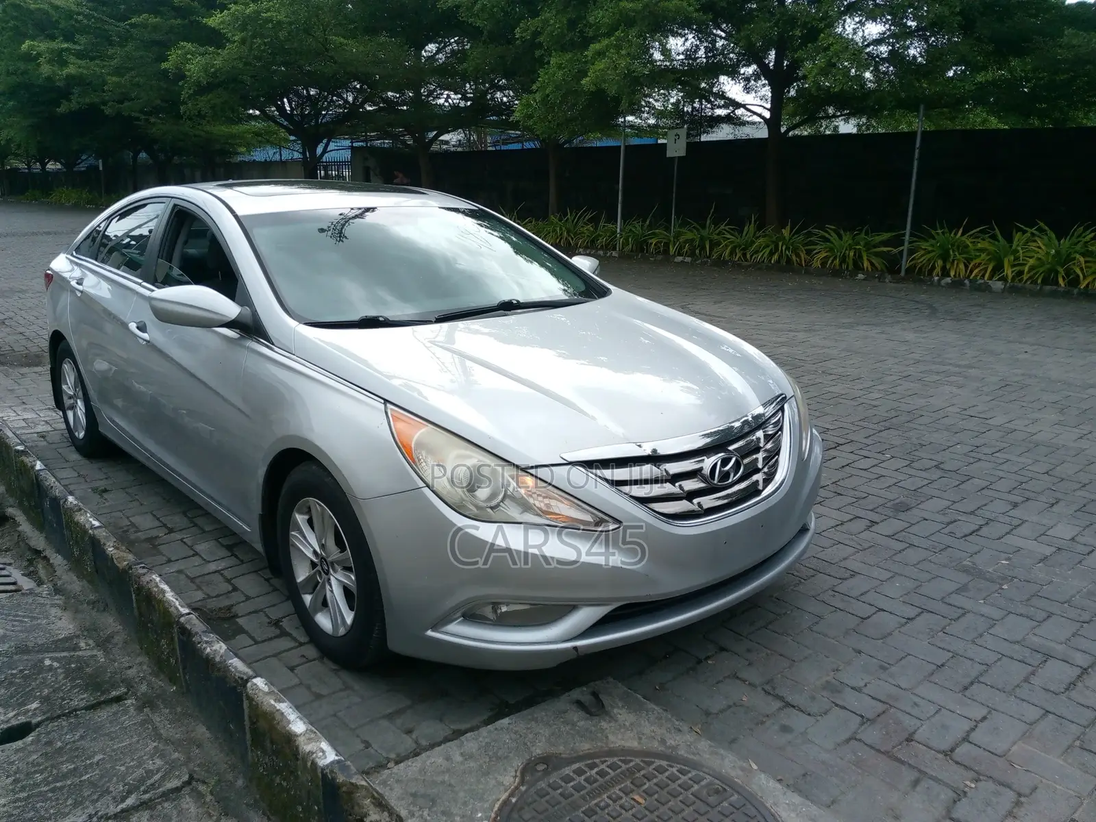 Hyundai Sonata 2012 Silver