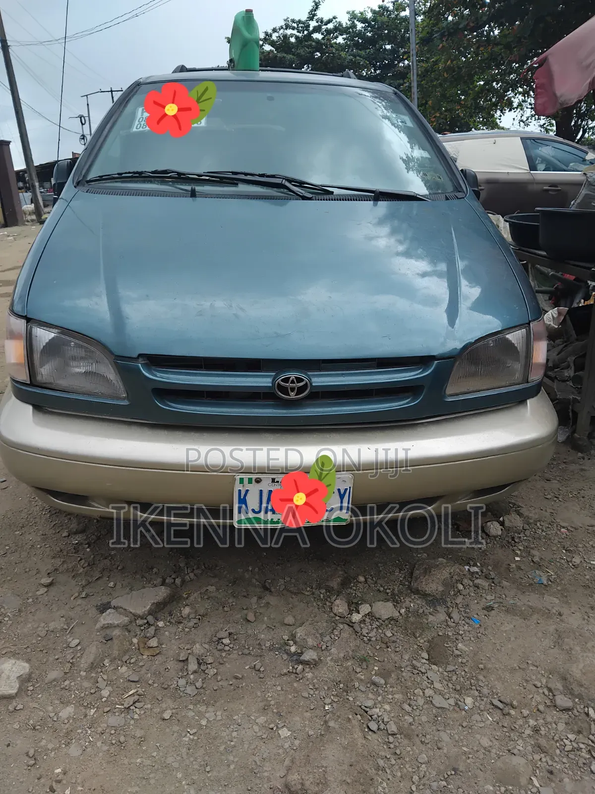 Toyota Sienna 2000 Blue