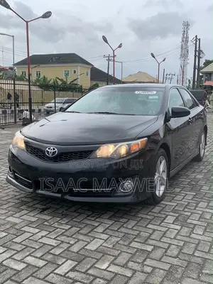 Toyota Camry SE 4dr Sedan (2.5L 4cyl 6A) 2013 Black