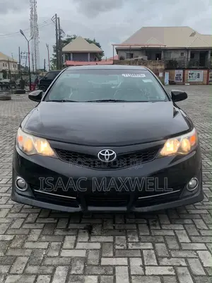Toyota Camry SE 4dr Sedan (2.5L 4cyl 6A) 2013 Black